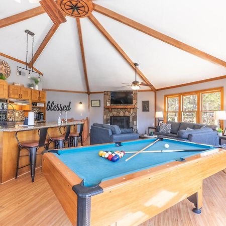 Hawks View Gatlinburg Mountain Cabin Exterior photo
